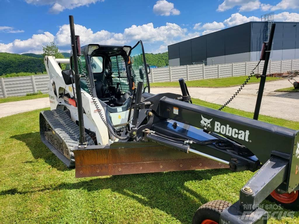 Bobcat T 870 Lietoti riteņu kompaktiekrāvēji