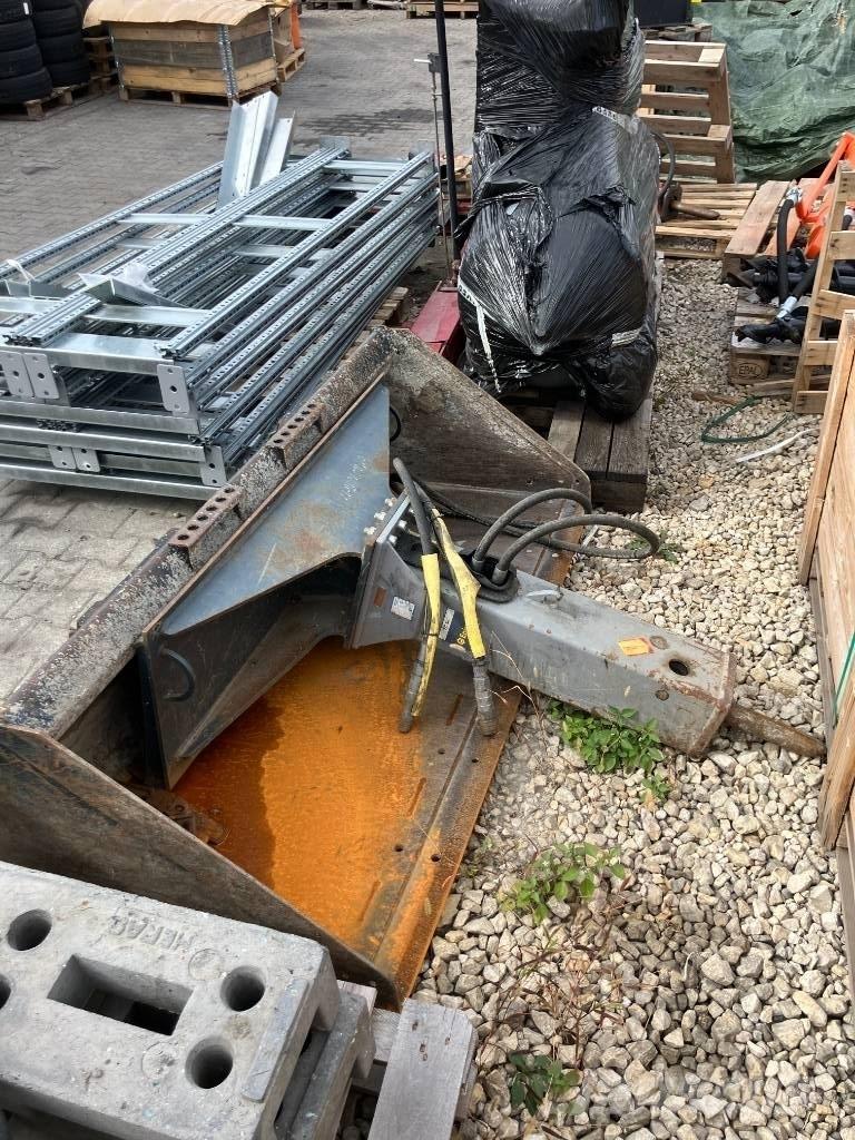 Bobcat S 570 Lietoti riteņu kompaktiekrāvēji