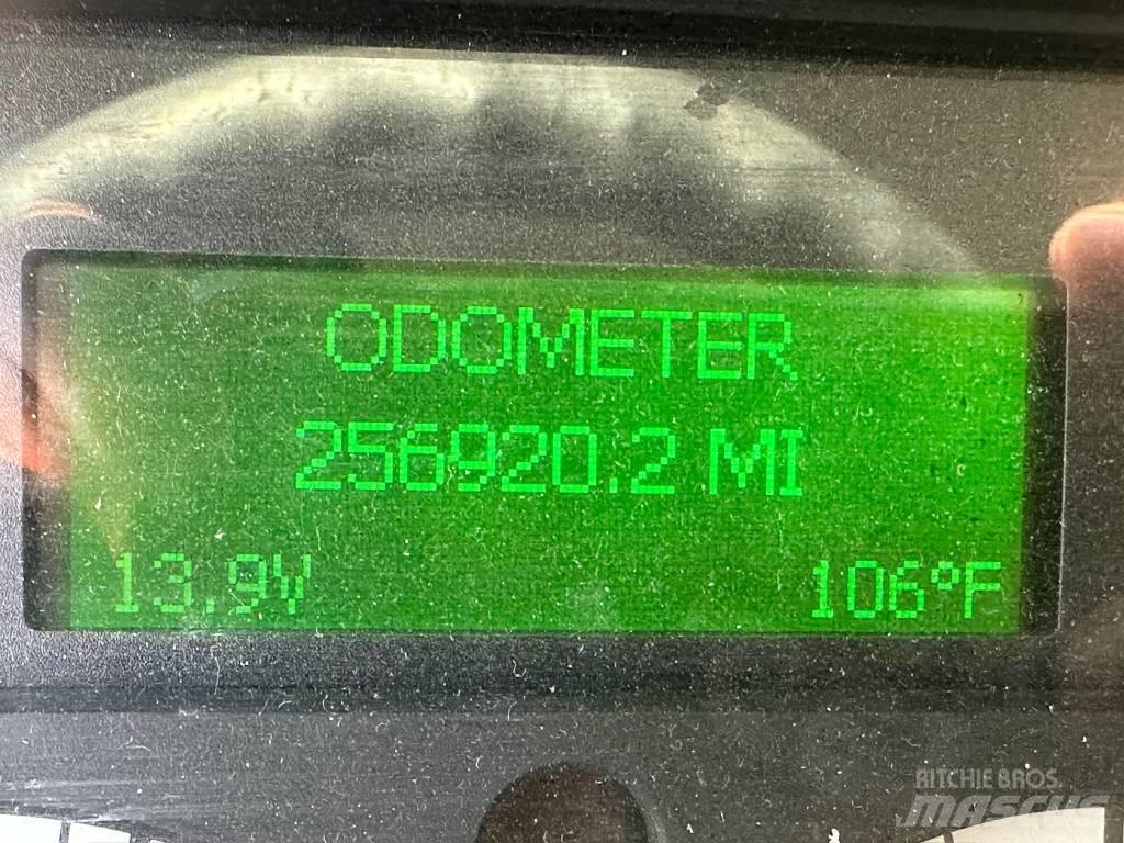 Tymco 600 Ielu tīrāmās mašīnas