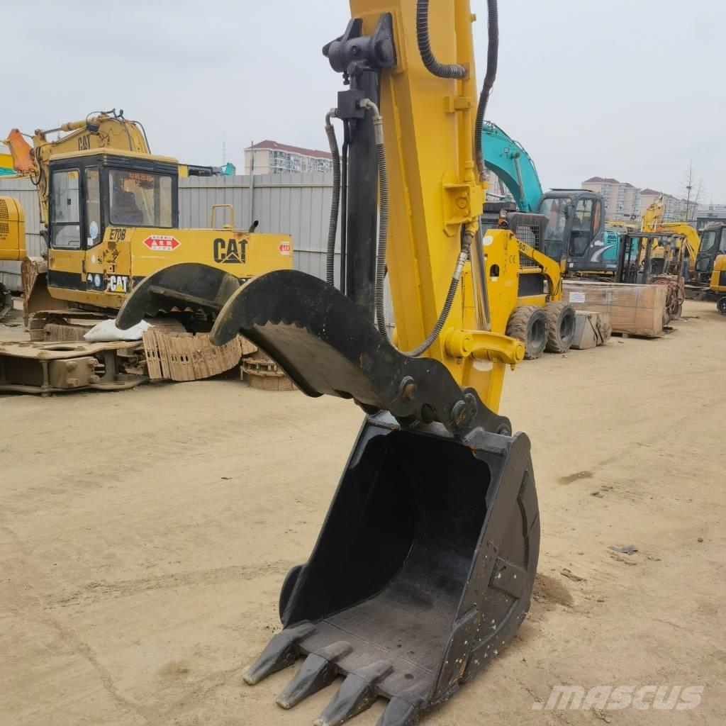 Komatsu PC78US Vidēja lieluma ekskavatori 7 t - 12 t