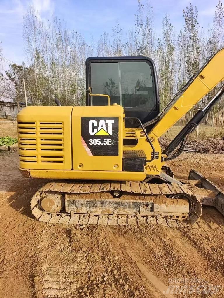 CAT 305.5 E2 Mini ekskavatori < 7 t