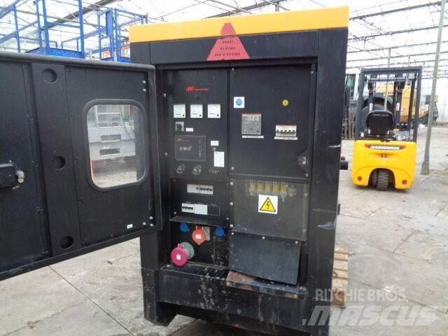 Doosan G40 Dīzeļģeneratori