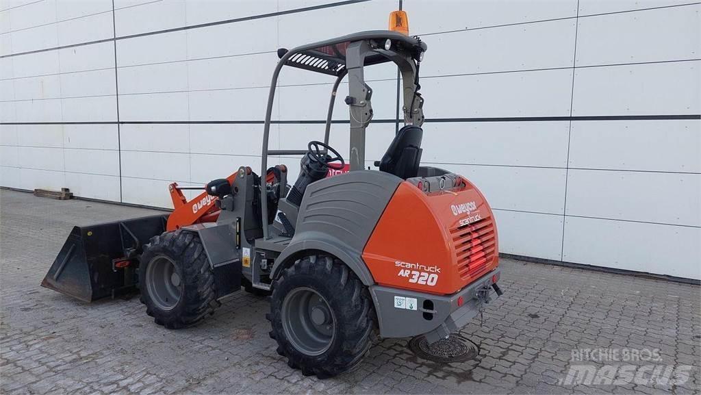 Weycor AR320 Agrar Multifunkcionālie iekrāvēji