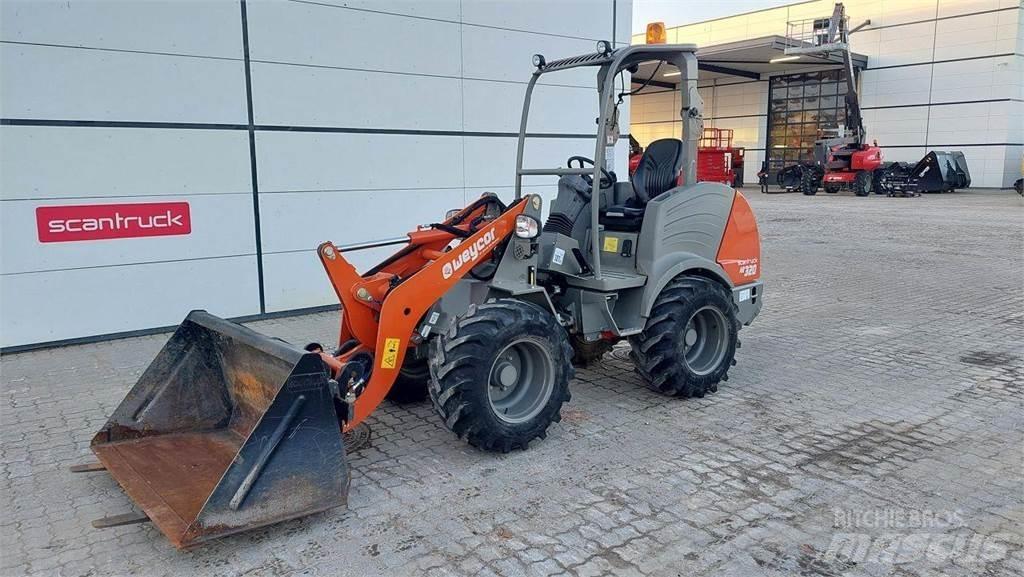 Weycor AR320 Agrar Multifunkcionālie iekrāvēji