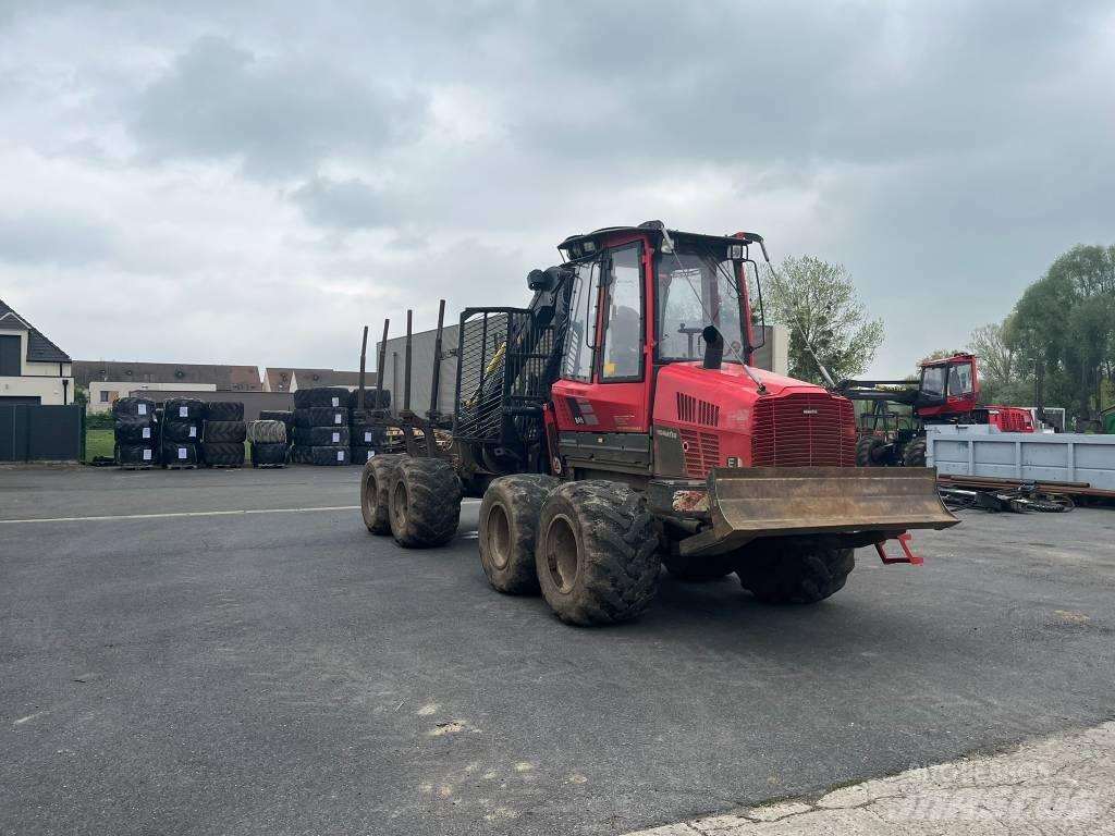 Komatsu 845 Forvarderi