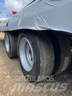 Palmse Trailer 5750 Zemie treileri