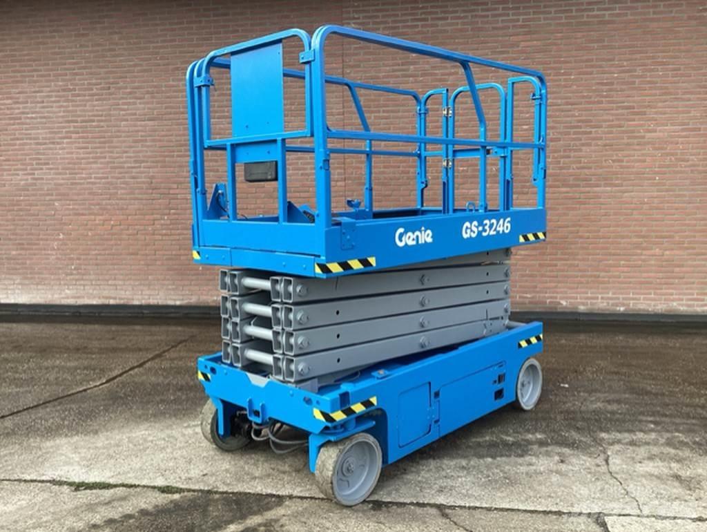 Genie gs3246 Šķerveida pacēlāji