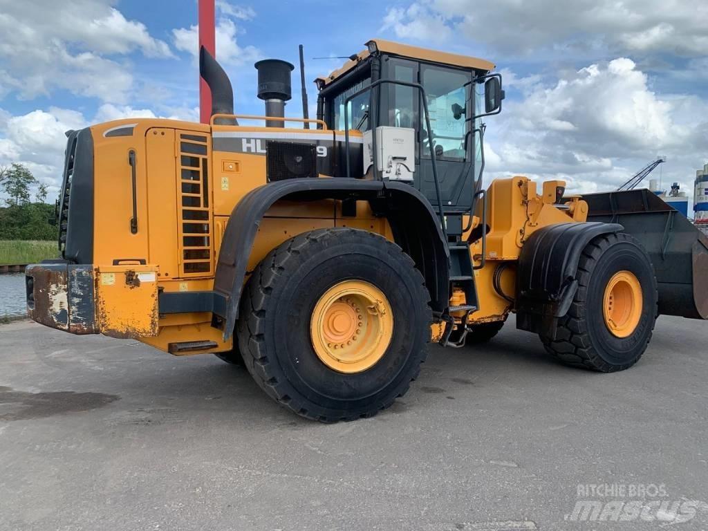 Hyundai HL 770-9 Iekrāvēji uz riteņiem