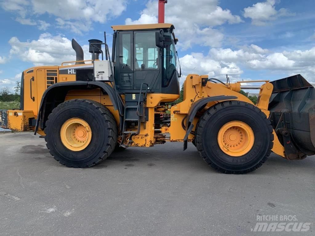 Hyundai HL 770-9 Iekrāvēji uz riteņiem