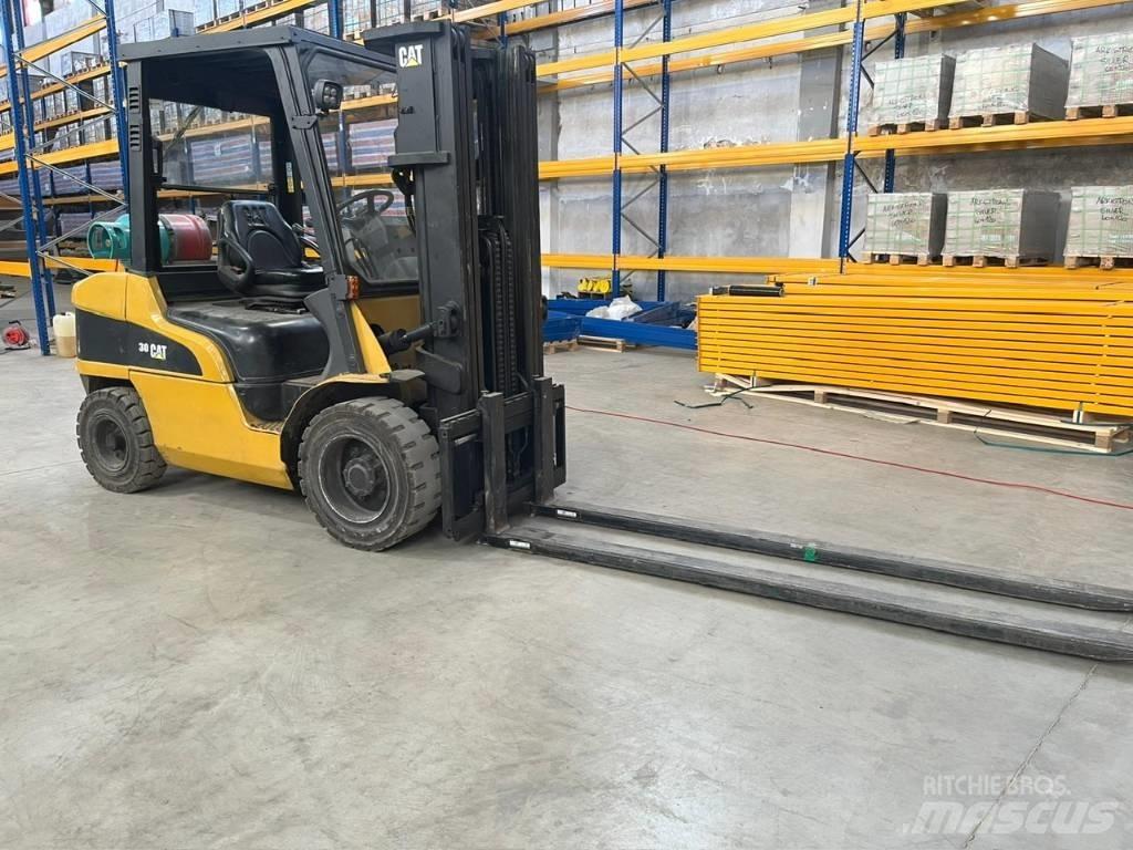 CAT CAT GP30N LPG tehnika