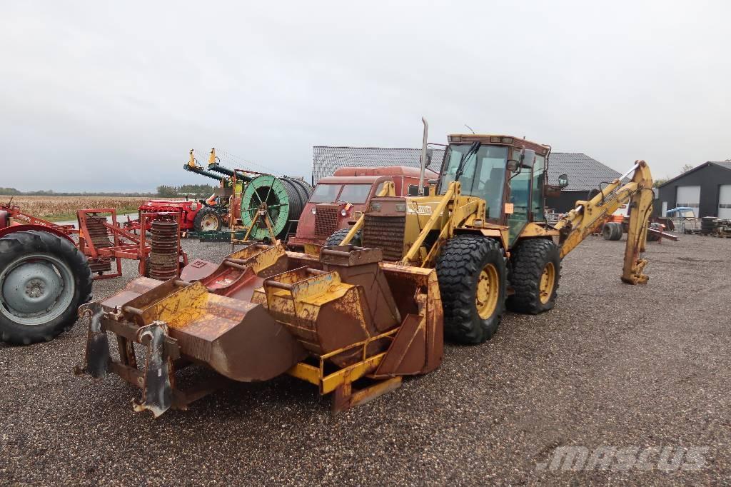 Hydrema 906 Ekskavatori-iekrāvēji