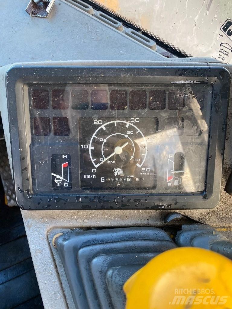JCB 412 S Iekrāvēji uz riteņiem