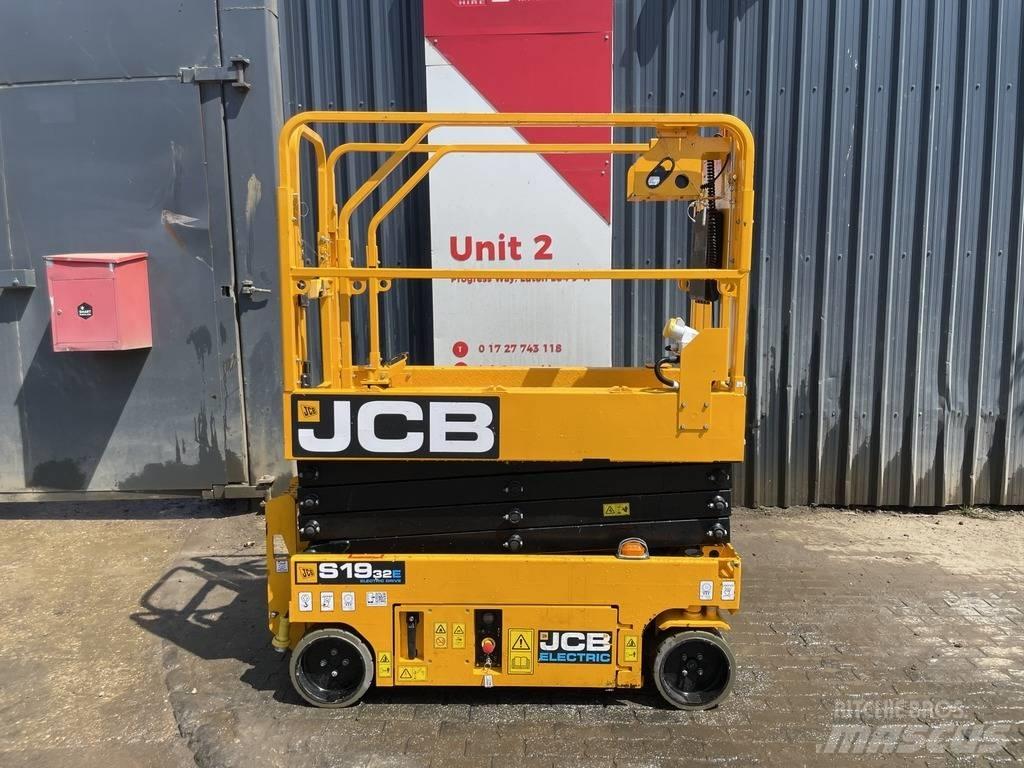 JCB S1932 EDRV Šķerveida pacēlāji