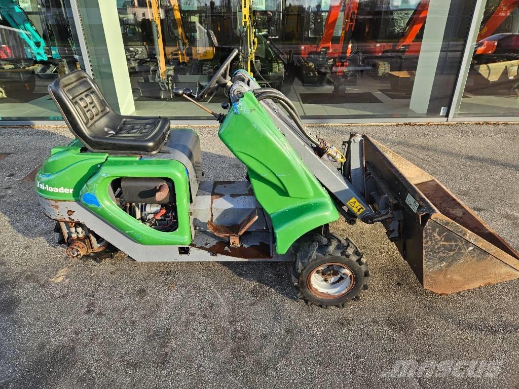 Uni loader 50dy-h Iekrāvēji uz riteņiem