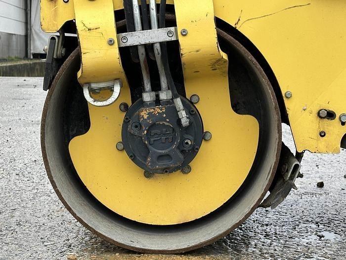 Bomag BW 80 AD-5 Divvalču grunts veltņi