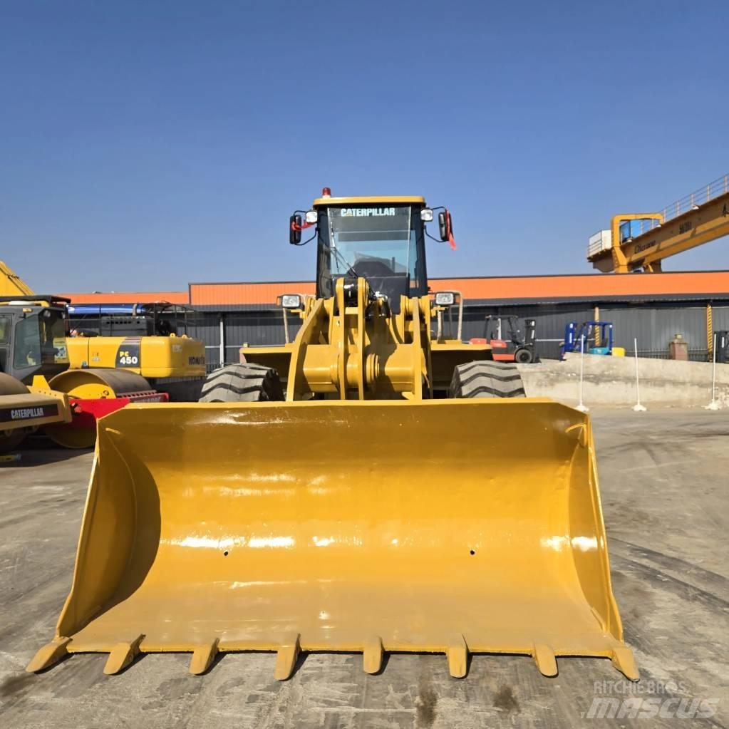 CAT 966 H Iekrāvēji uz riteņiem