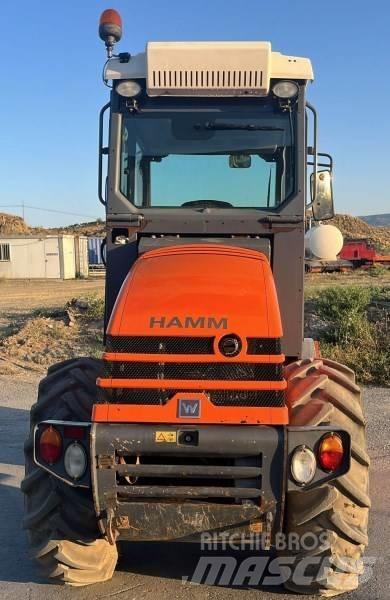 Hamm H7 i Vienvalča grunts veltņi
