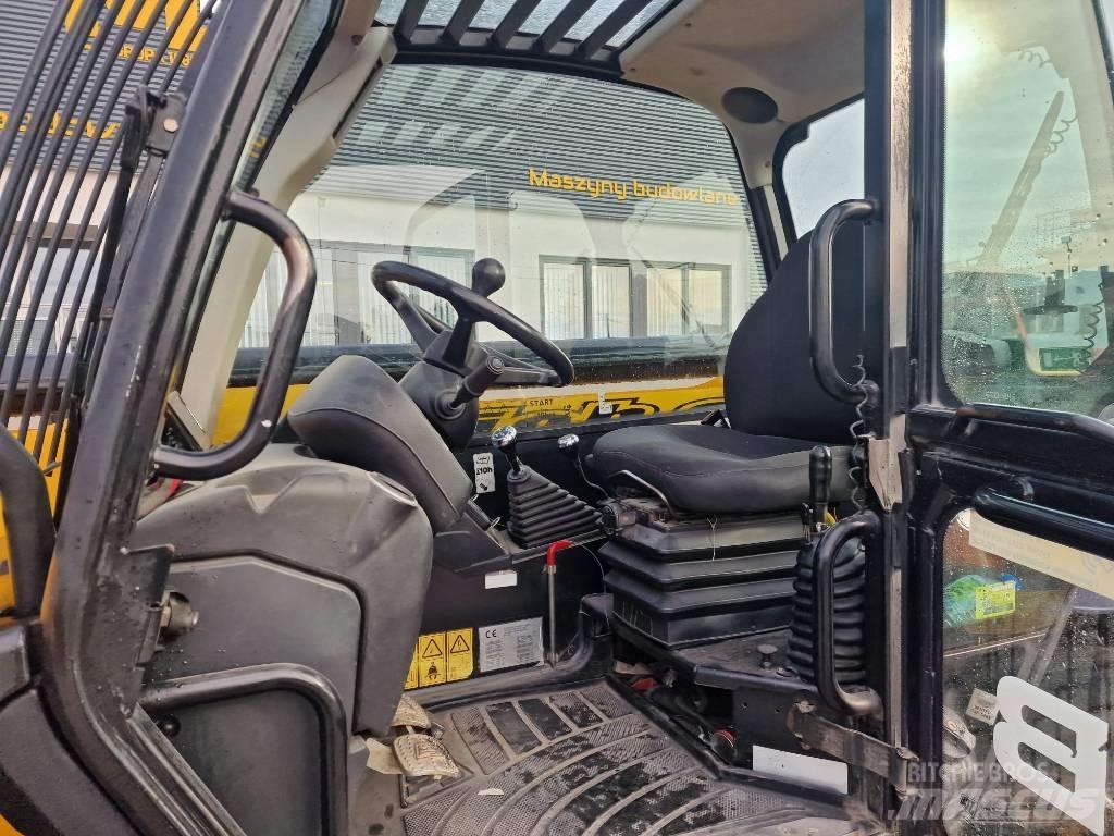 JCB 535-140 Teleskopiskie manipulatori
