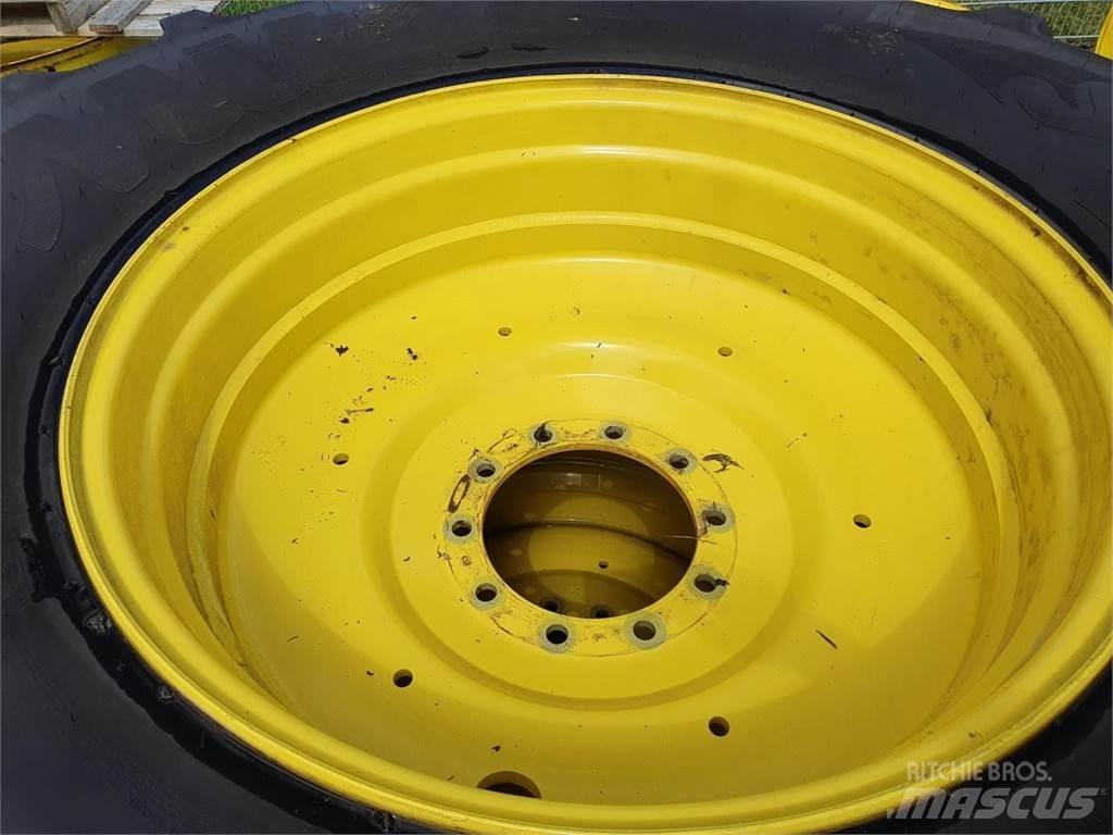 Mitas 650/85R38 x2 Riepas, riteņi un diski