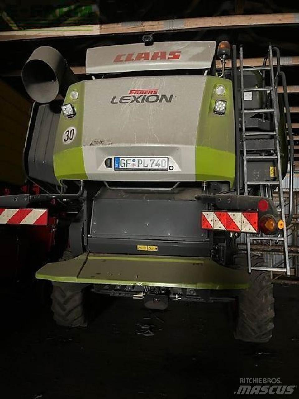 CLAAS lexion 740 Ražas novākšanas kombaini
