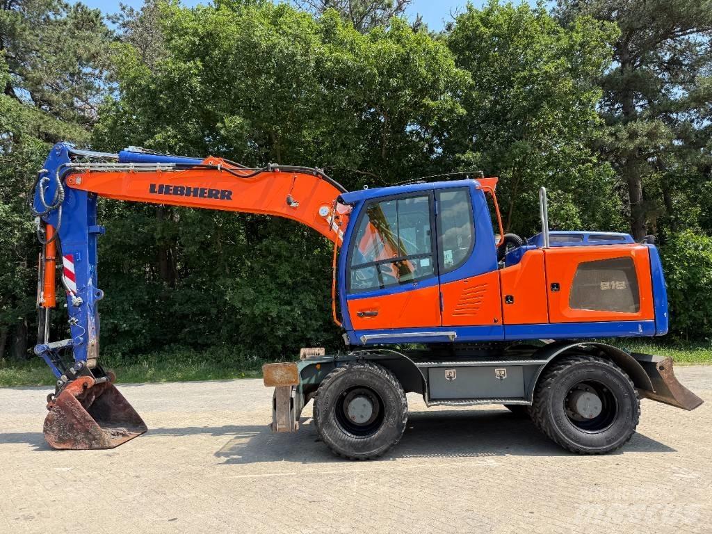 Liebherr A 918 Ekskavatori uz riteņiem