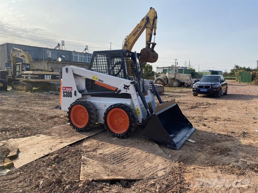 Bobcat S 300 Lietoti riteņu kompaktiekrāvēji