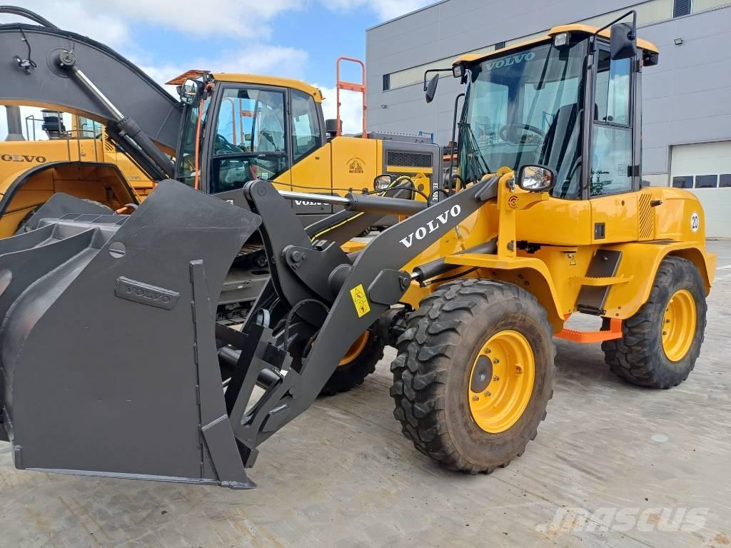 Volvo L 35 G Iekrāvēji uz riteņiem