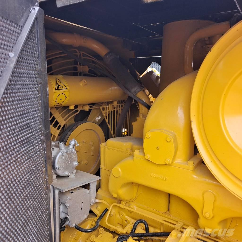 Shantui SD 22 Kāpurķēžu buldozeri