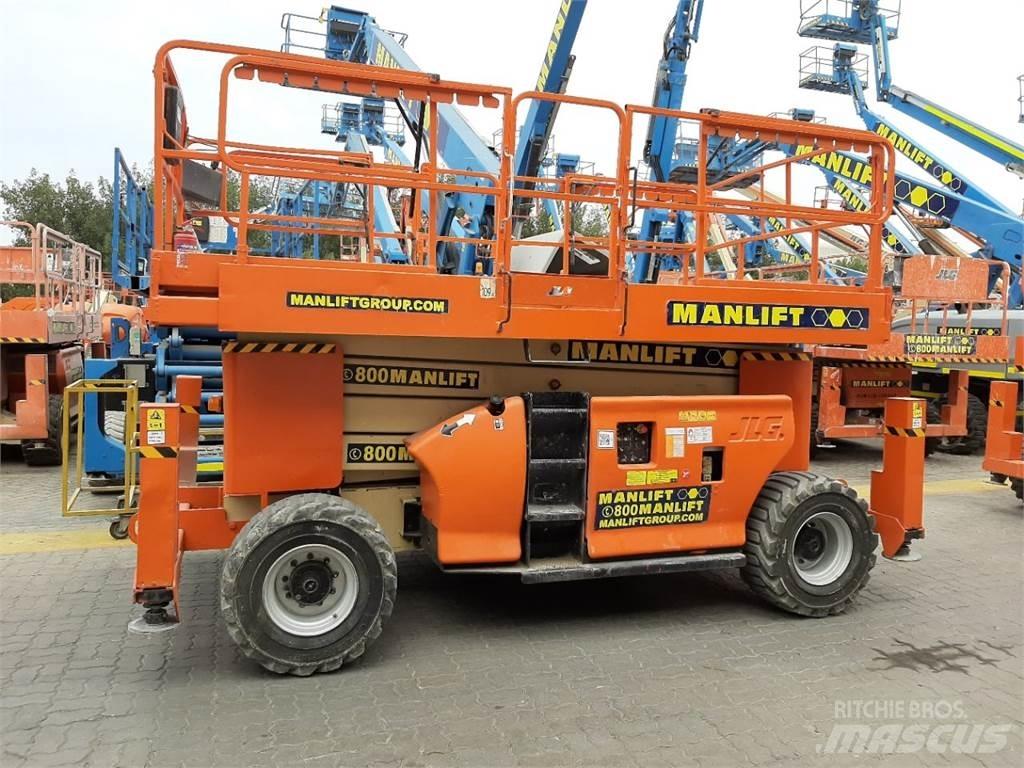 JLG 4394RT Šķerveida pacēlāji