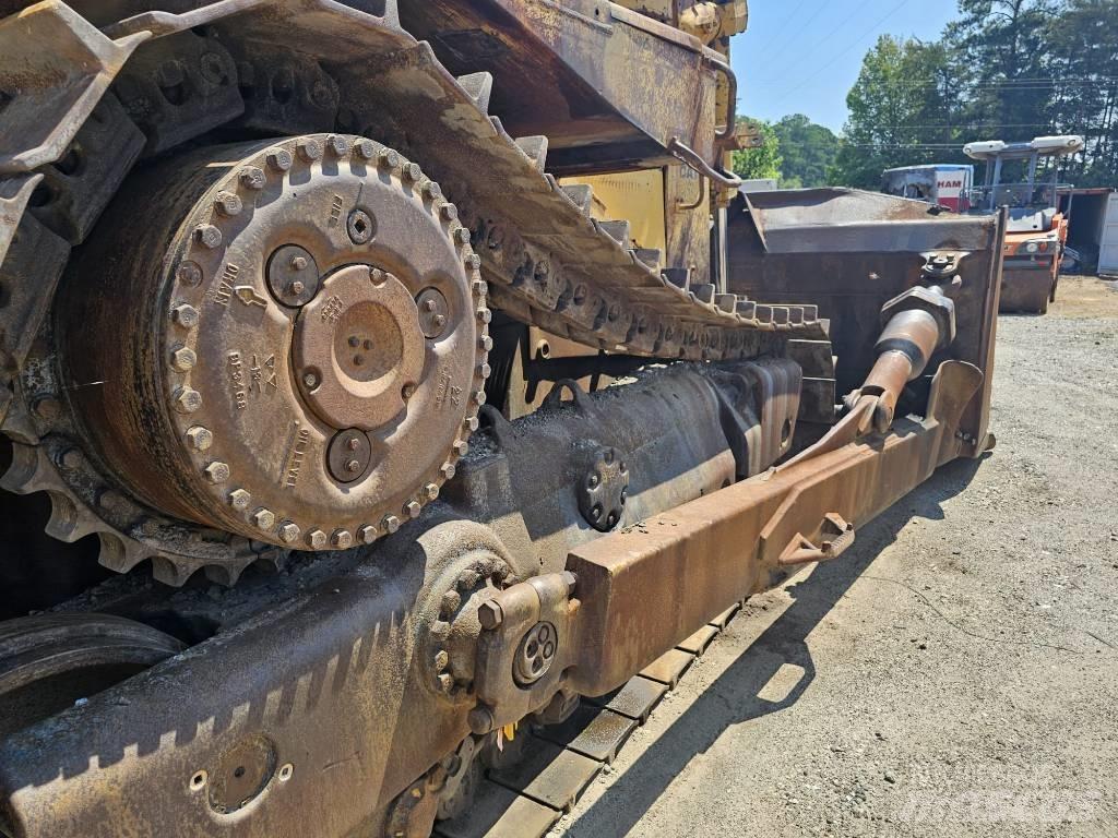 CAT D8L Kāpurķēžu buldozeri