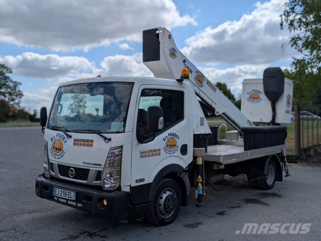 Nissan NT400 Pacēlāji uz automašīnas bāzes