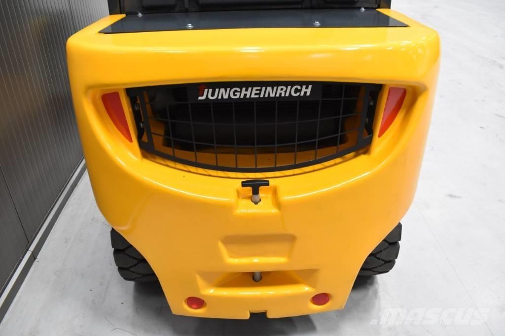 Jungheinrich DFG 435 Tehnika ar dīzeļa dzinēju