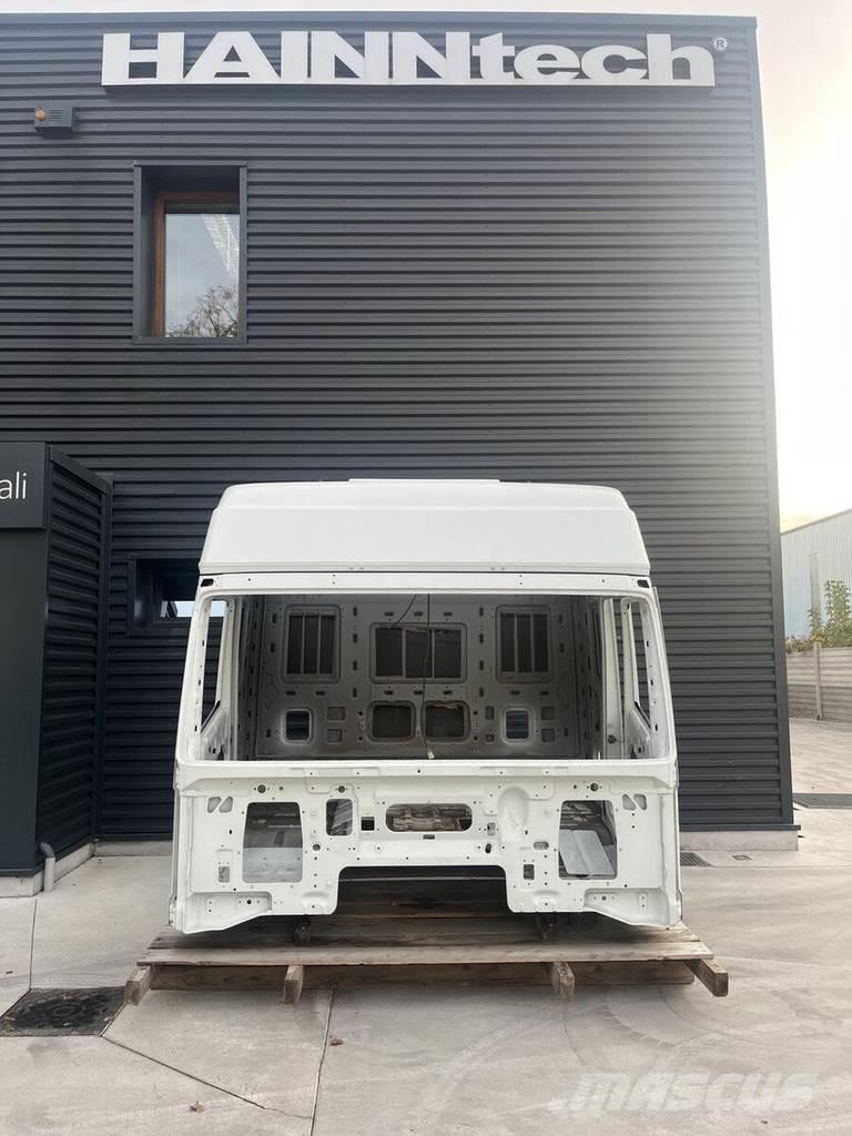 Iveco EUROSTAR Kabīnes un interjers