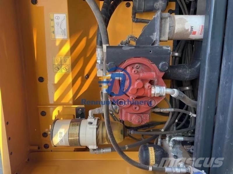 Hyundai 225VS Kāpurķēžu ekskavatori