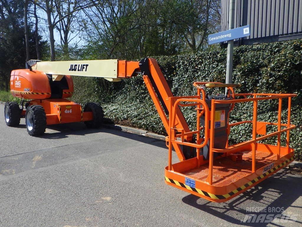 JLG 660SJ Teleskopiskie pacēlāji