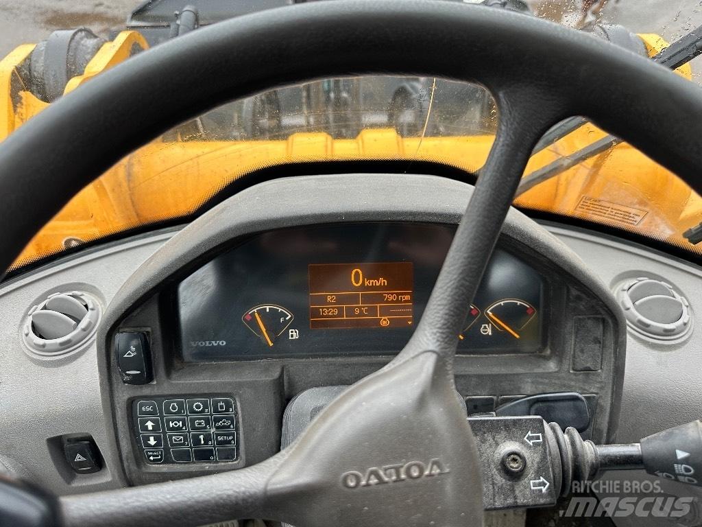 Volvo L45G Iekrāvēji uz riteņiem