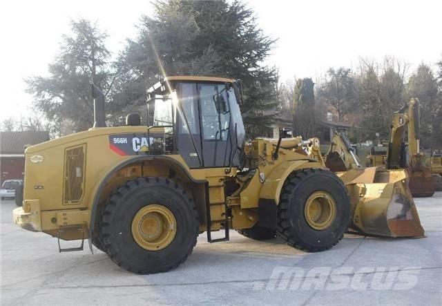 CAT 966F Iekrāvēji uz riteņiem