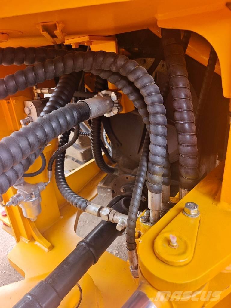 LiuGong 856 Iekrāvēji uz riteņiem