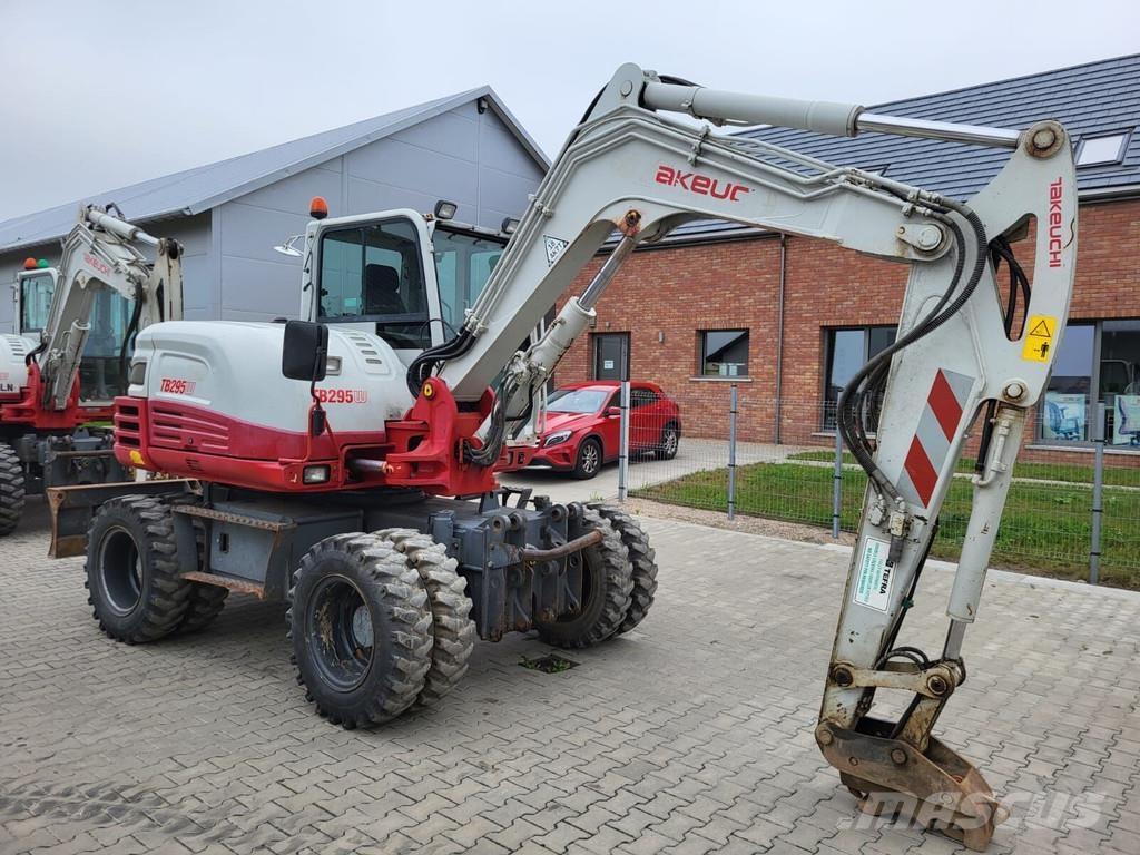 Takeuchi TB295W Vidēja lieluma ekskavatori 7 t - 12 t