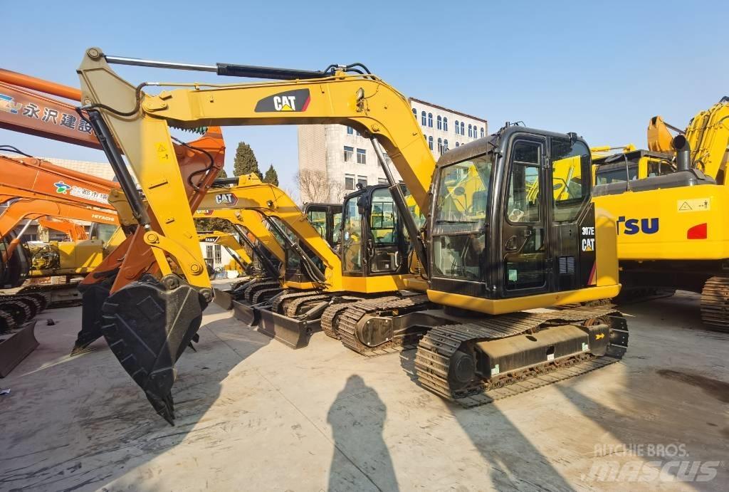 CAT 307E Kāpurķēžu ekskavatori