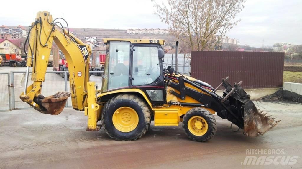 CAT 428D Ekskavatori-iekrāvēji