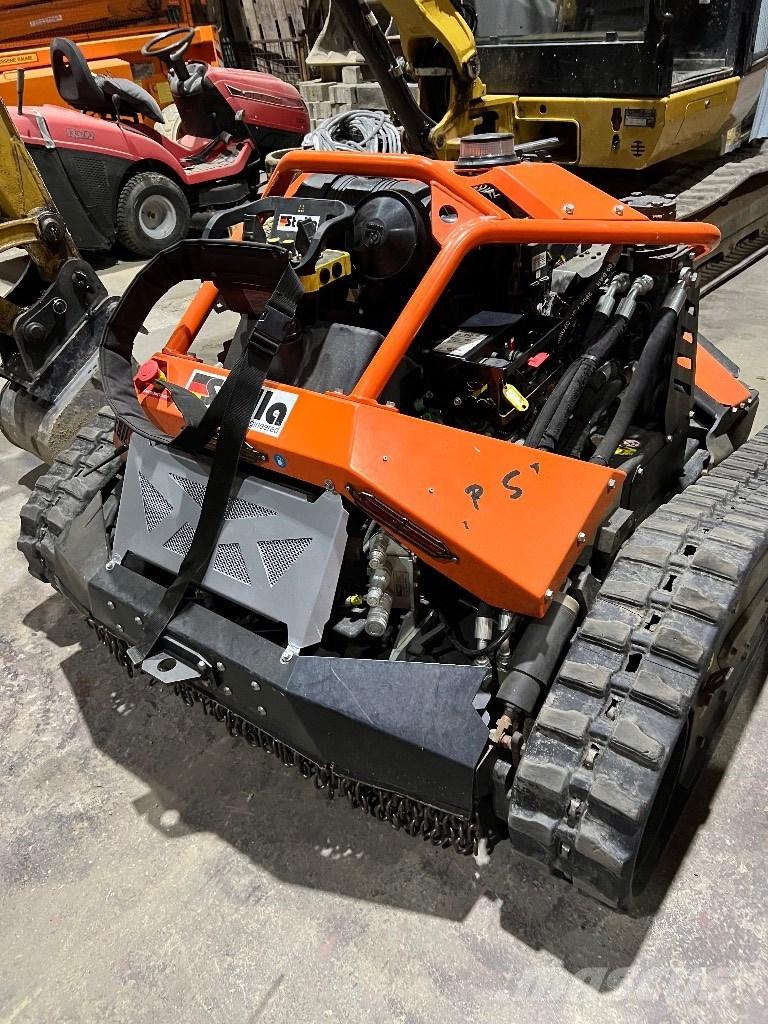  Stella URUS 100 Robots- zāles pļāvējs