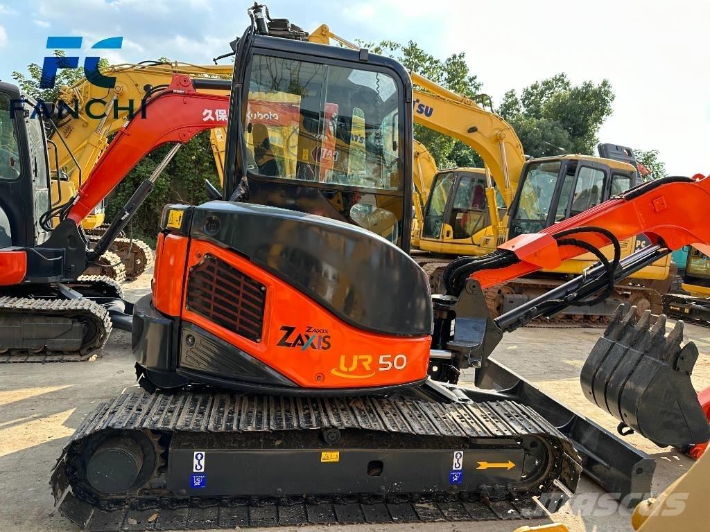 Hitachi ZX 50 U-2 Kāpurķēžu ekskavatori