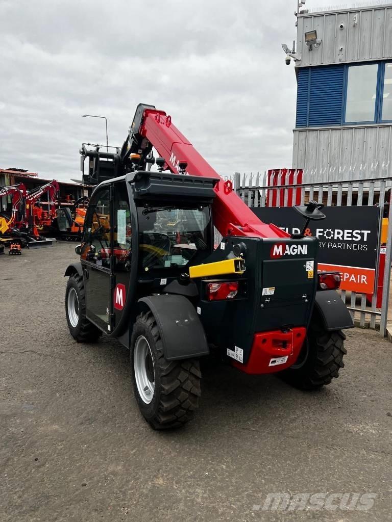 Magni TH 3.6 Teleskopiskie manipulatori