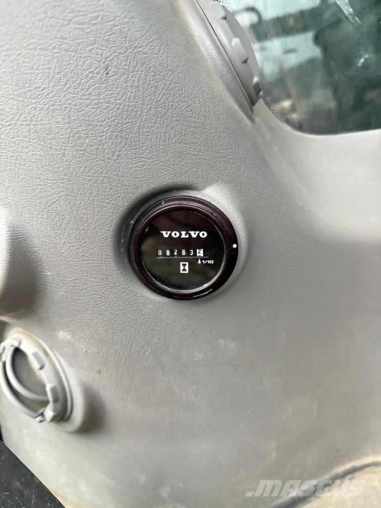 Volvo EC200EL Kāpurķēžu ekskavatori