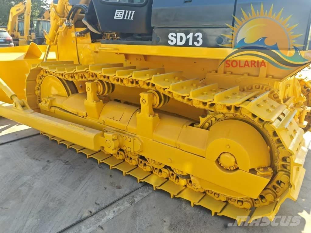 Shantui SD 13 Kāpurķēžu buldozeri