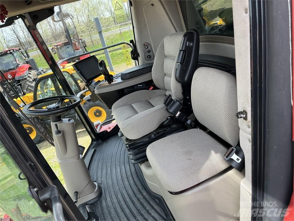 Case IH AF 7240 Ražas novākšanas kombaini