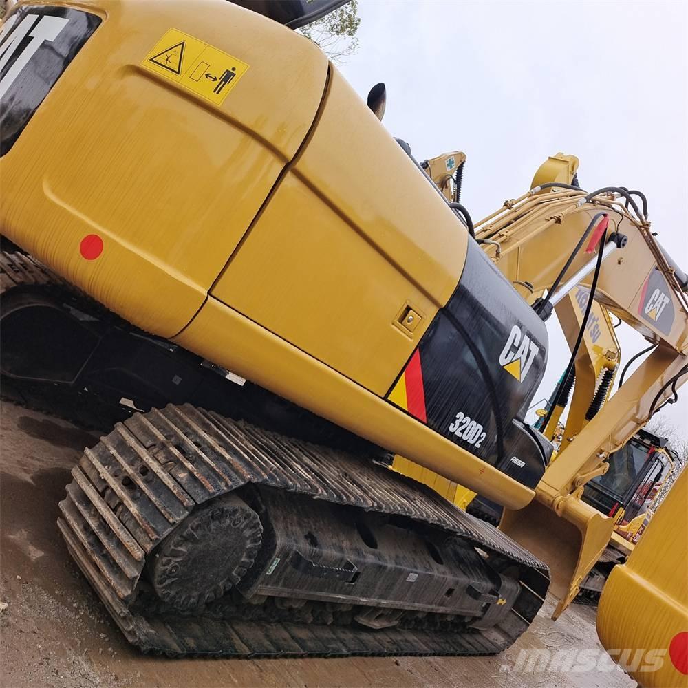 CAT 320 D Kāpurķēžu ekskavatori