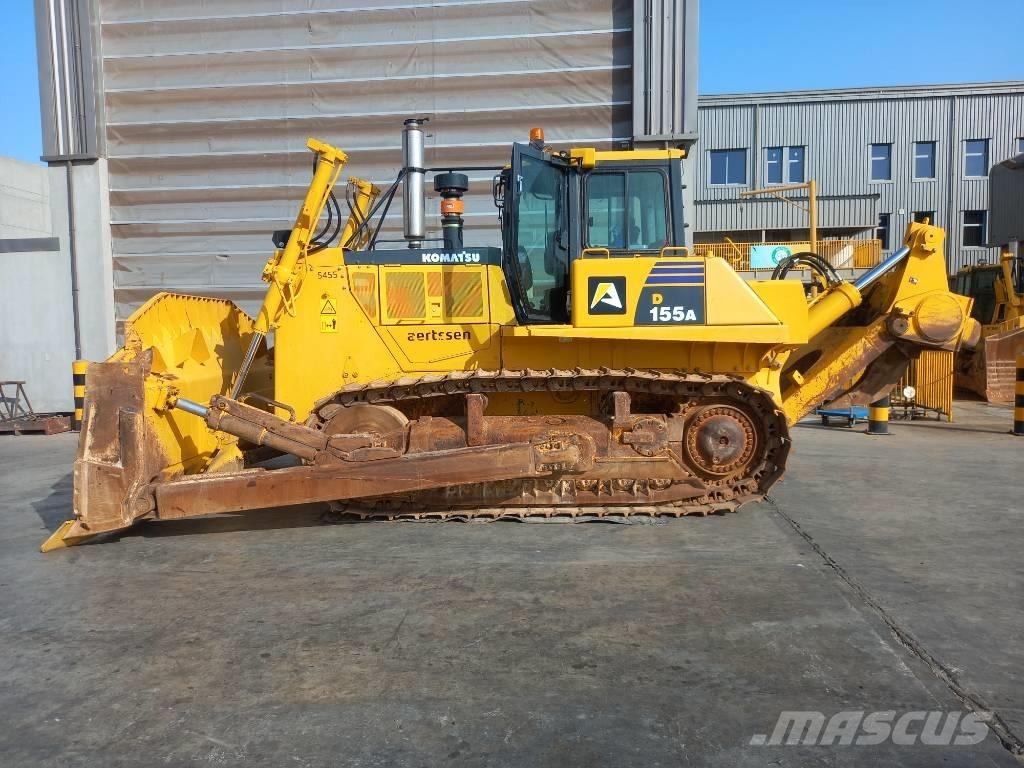 Komatsu D155A-6R Kāpurķēžu buldozeri