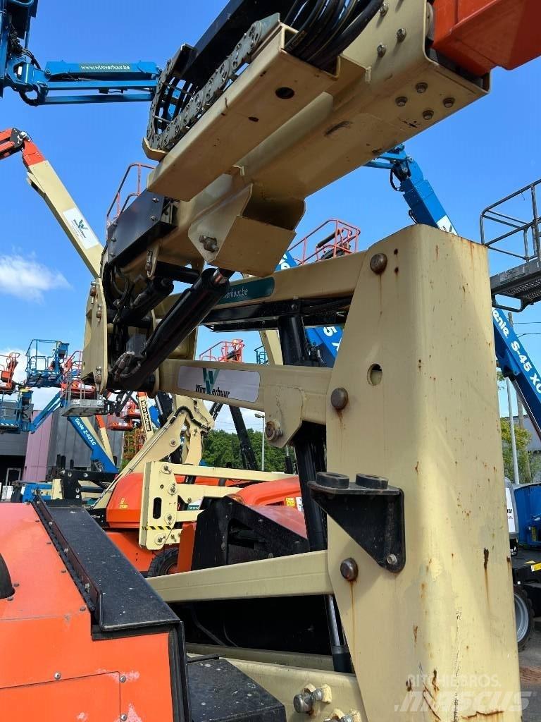 JLG 340 AJ Strēles pacēlāji
